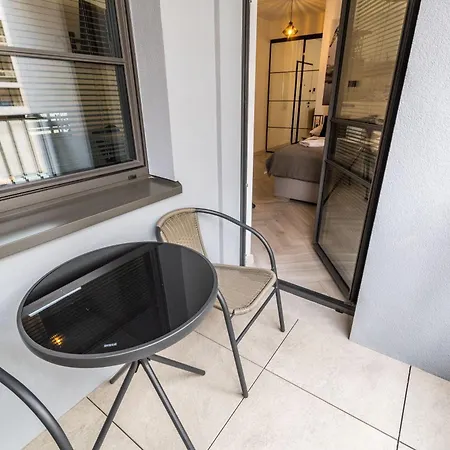 Lägenhet Doki Stocznia By Grand *