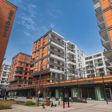 Doki Stocznia By Grand