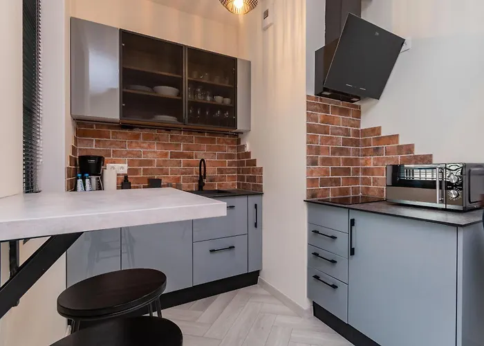 Doki Stocznia By Grand Gdansk