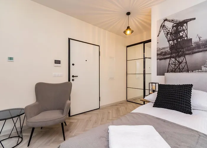 Doki Stocznia By Grand Daire Gdansk